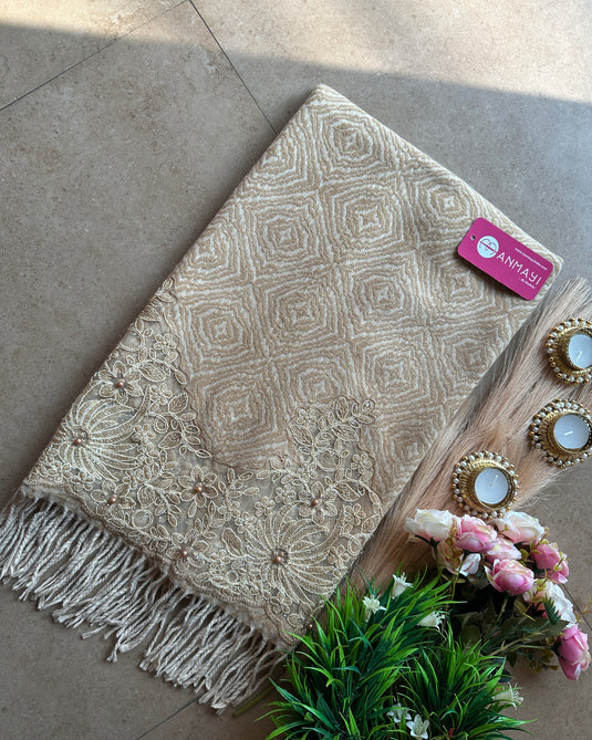 Abstract soft patched border woollen stole