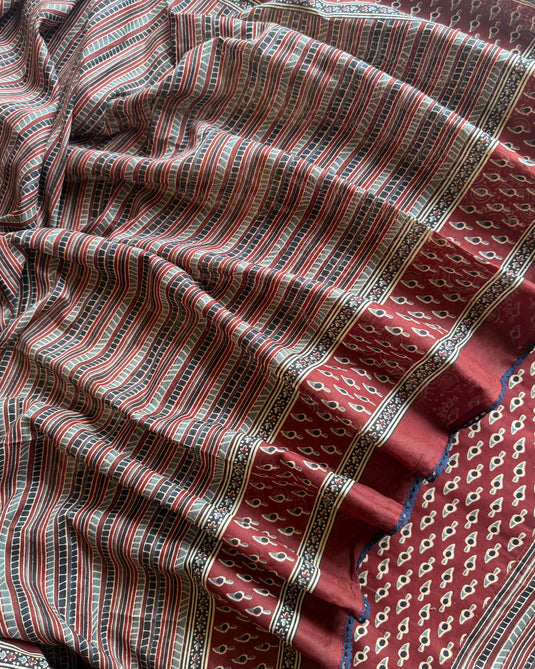 Jaipuri printed tassel neck pure cotton suit set