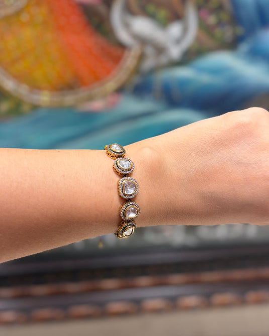 Kundan adjustable bracelet