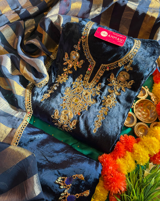 Hand work mirror design pure velvet suit set