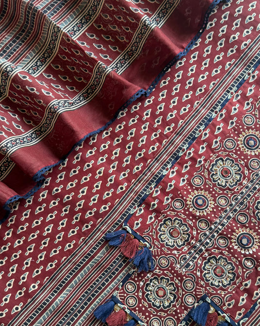 Jaipuri printed tassel neck pure cotton suit set