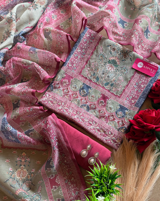 Highlighted Panel Chanderi Persian print suit set