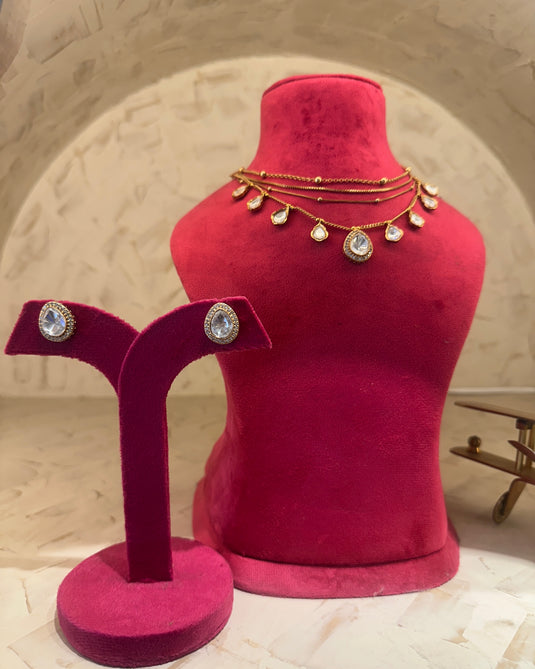 Layered chains with drops and earrings