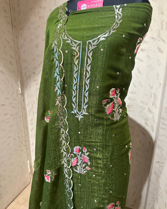 Crushed tissue artificial silk garden embroidered festive suit set