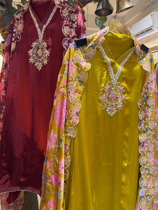 Pure Crepe gotta neck suit with organza dupatta