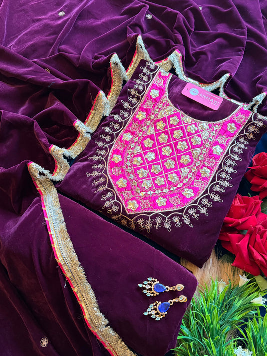 Patched gotta dori work velvet suit set