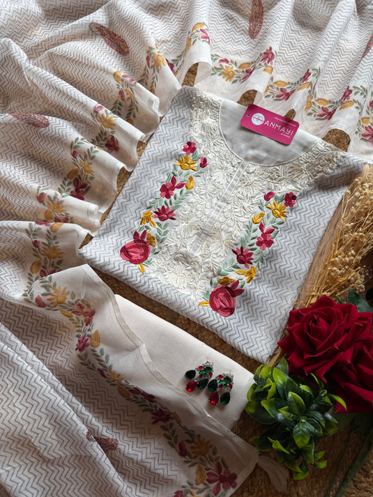 Mul Chanderi garden lotus neck printed suit set