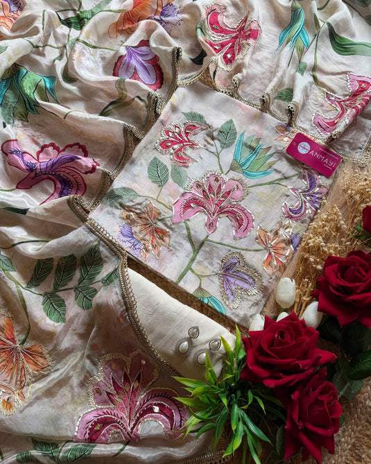 Gotta highlight Ivory gajji silk suit set