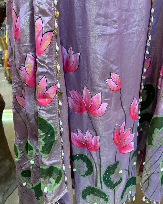 Article 8 Pichwai art tissue suit