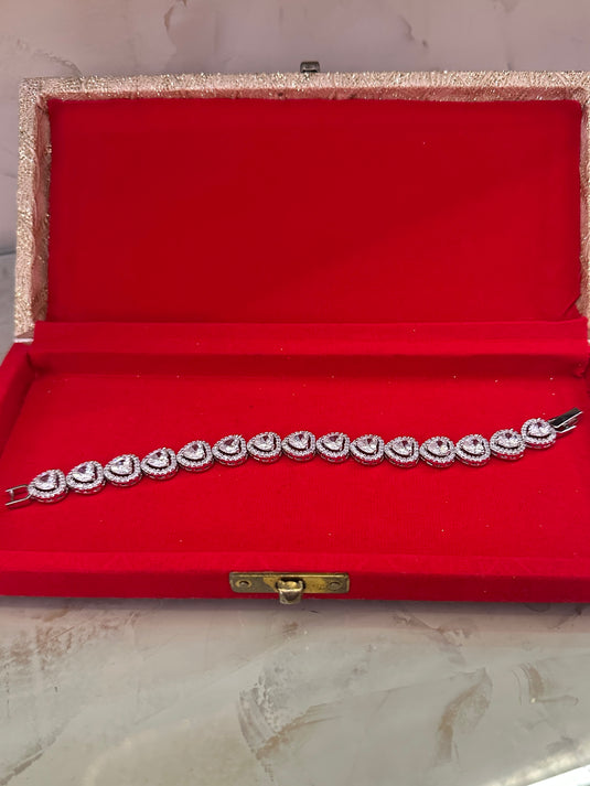 Stone heart bracelet