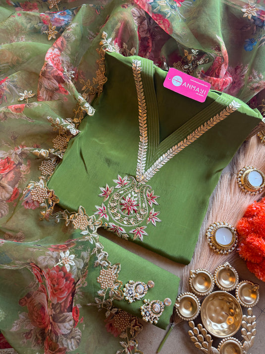 Pure Crepe embroidered v neck suit set