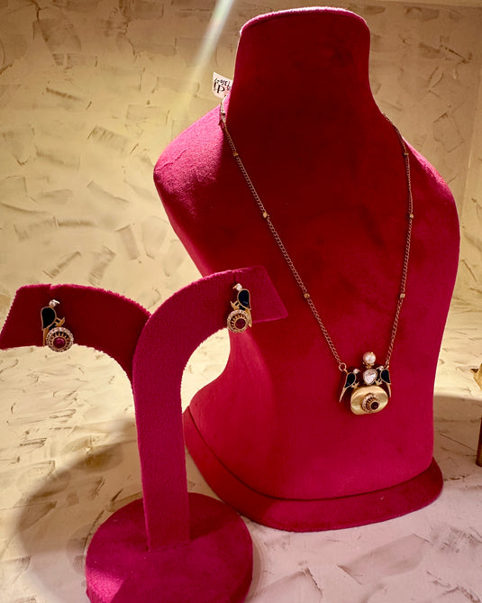 Italian bird chain set with tops