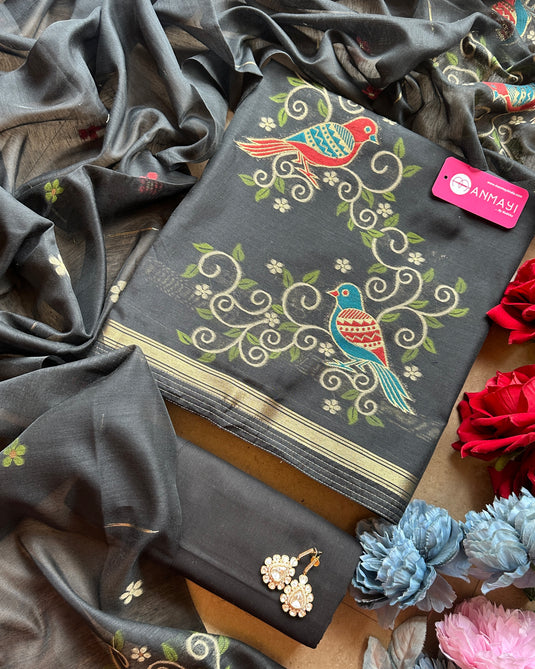 Cotton silk coloured Jamdani with bird motifs and cotton bottom