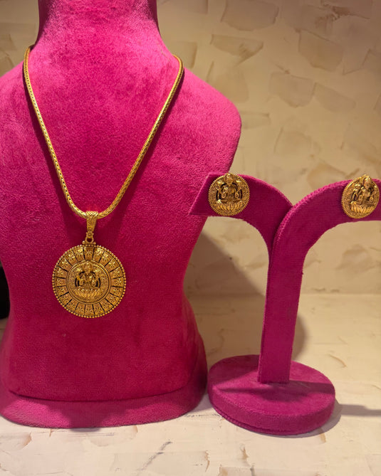 Temple jewellery sets