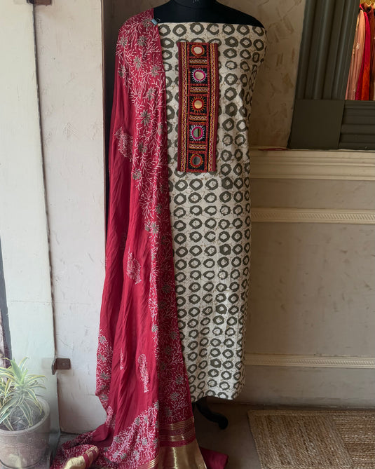 Kutch neck printed cotton suit with muslin cotton maroon Dupatta
