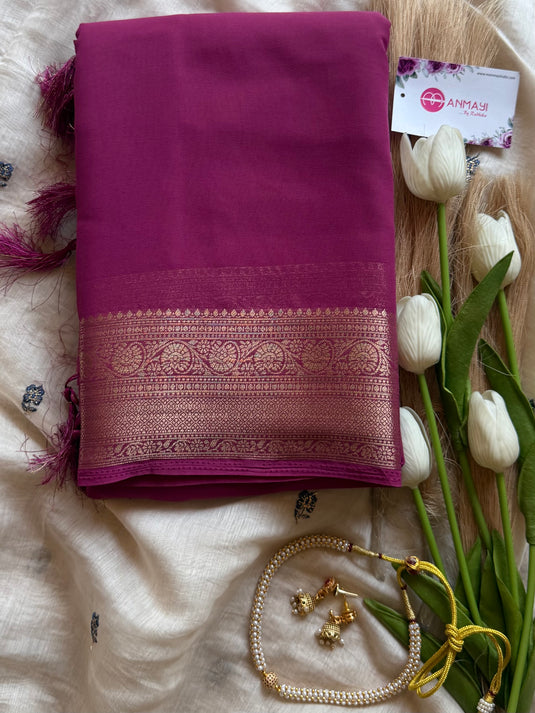 Aabha semi chiffon saree with brocade blouse