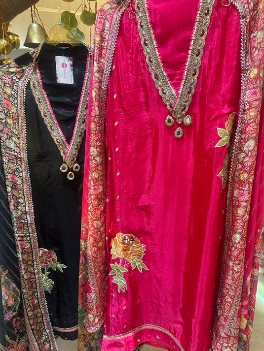 Pure crepe hanging mirror suit set with patches and digital dupatta