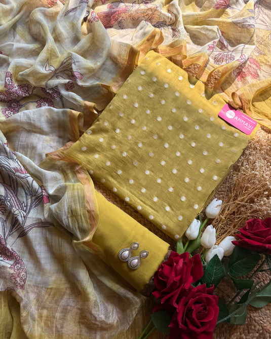 Pure Mul Banarasi with floral mul dupatta